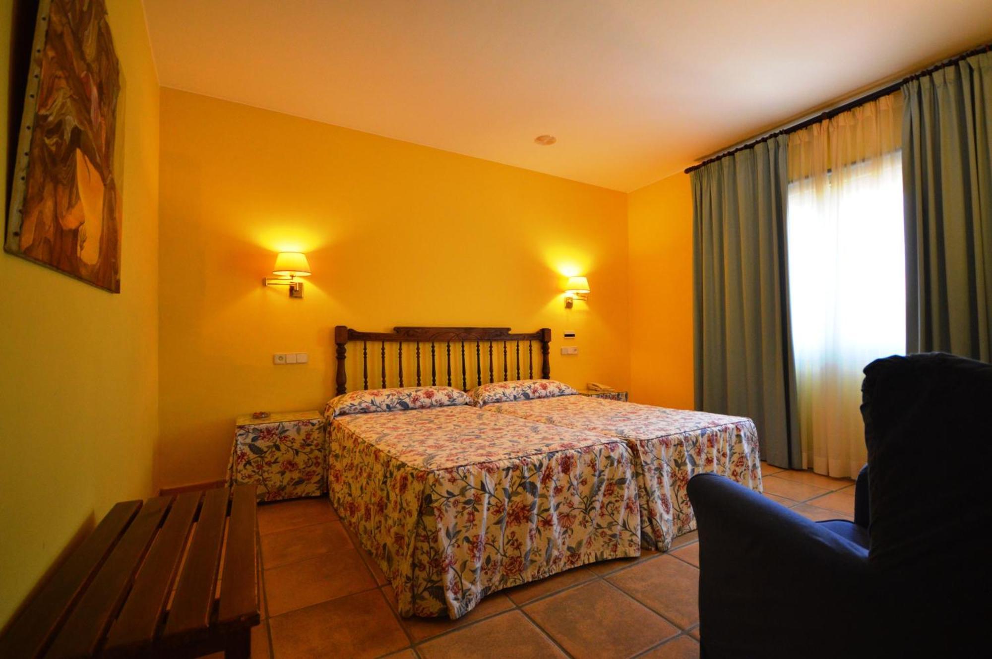 Hotel Can Ceret Sant Pere Pescador Eksteriør bilde