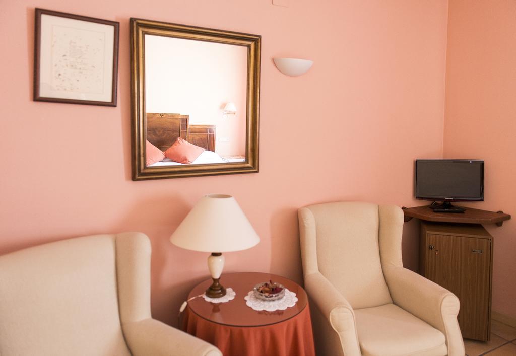 Hotel Can Ceret Sant Pere Pescador Eksteriør bilde